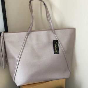NWT Stephanie pebbled lavender Metallic Tote